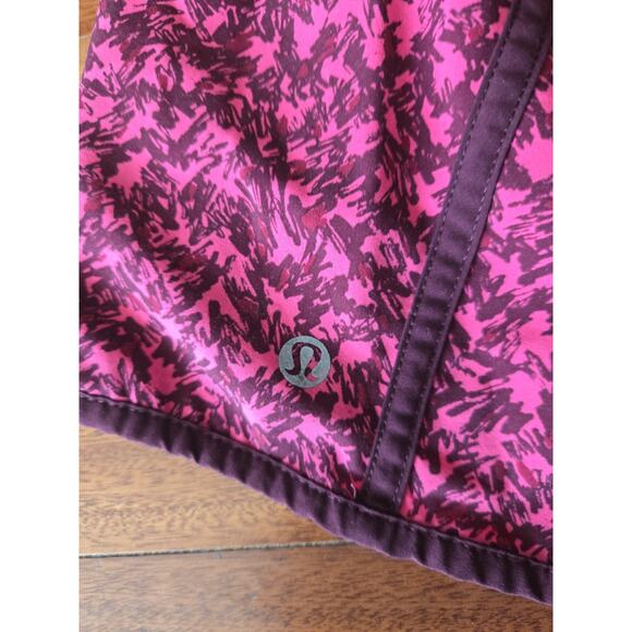 Lululemon Pink Print Tracker Shorts Lined 4” Workout Women's Shorts Size 12 - Picture 3 of 4